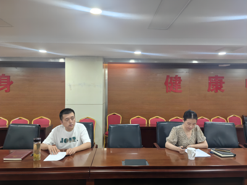 市wepoker德州官网公司开展庆“八一”慰问座谈会